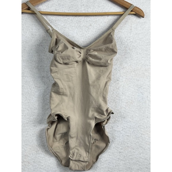 Skims Seamless Sculpt BRIEF BODYSUIT Size Large Clay NWOT - Picture 1 of 3